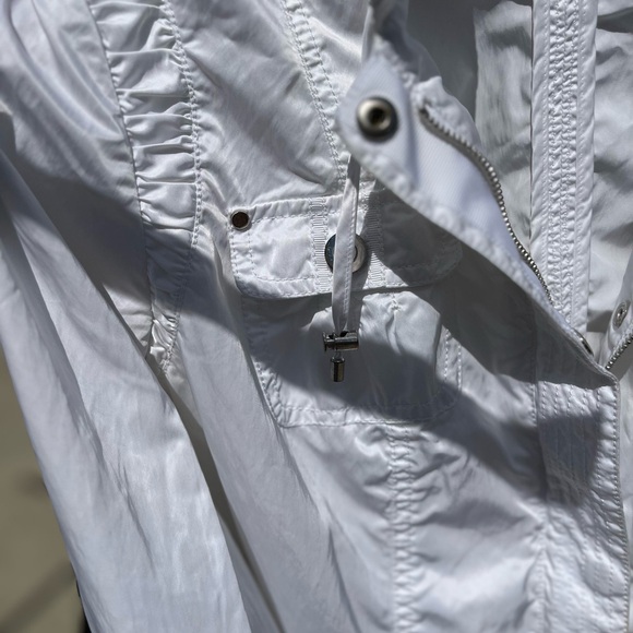 White House Black Market Crisp White Utility Jacket - Picture 12 of 12
